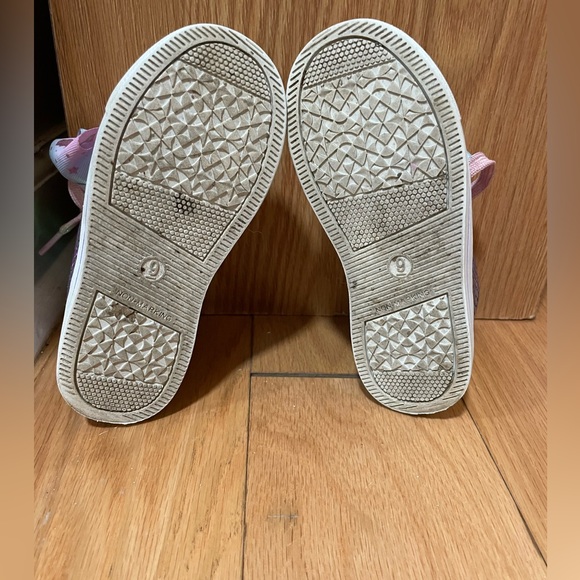 JoJo iridescent scales high tops 9c - Picture 3 of 6